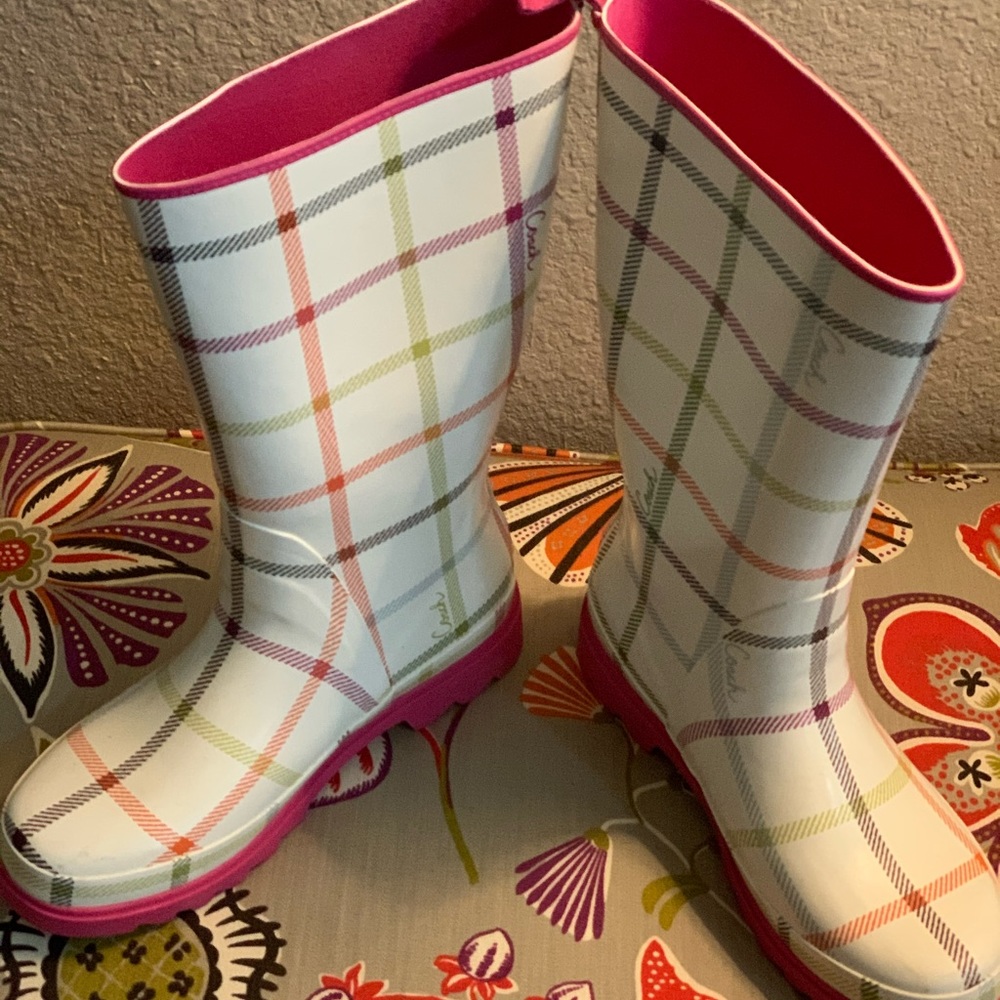 only worn one time - Picture 2 of 3